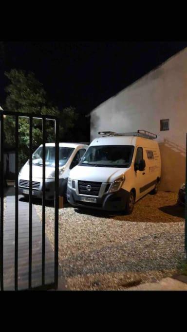 Logement Appartement Bourget Le Bourget Luaran gambar
